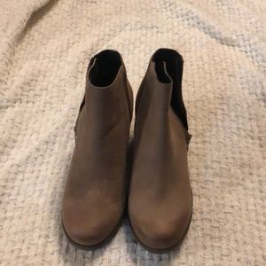 Sorel Chelsea Boots